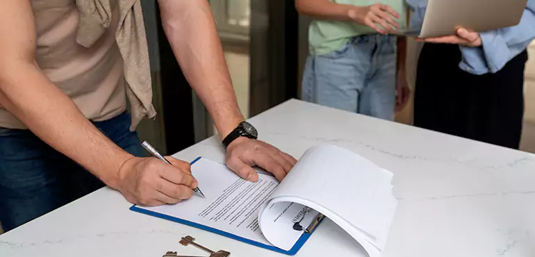 Advantages of Using Assignment of Contract in Real Estate in Seattle, WA