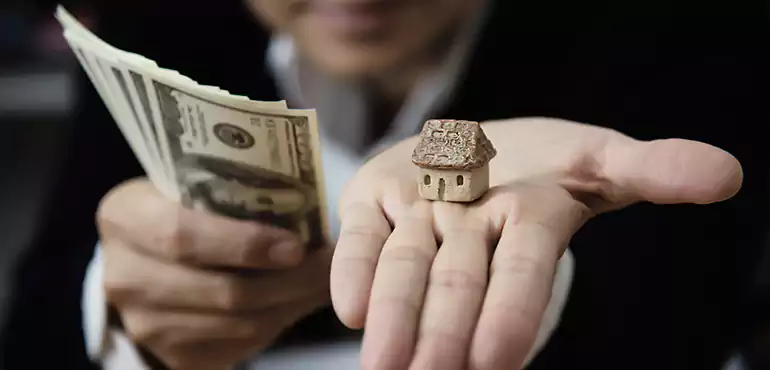 Avoid the Hassle of a Traditional Sale in Seattle, WA
